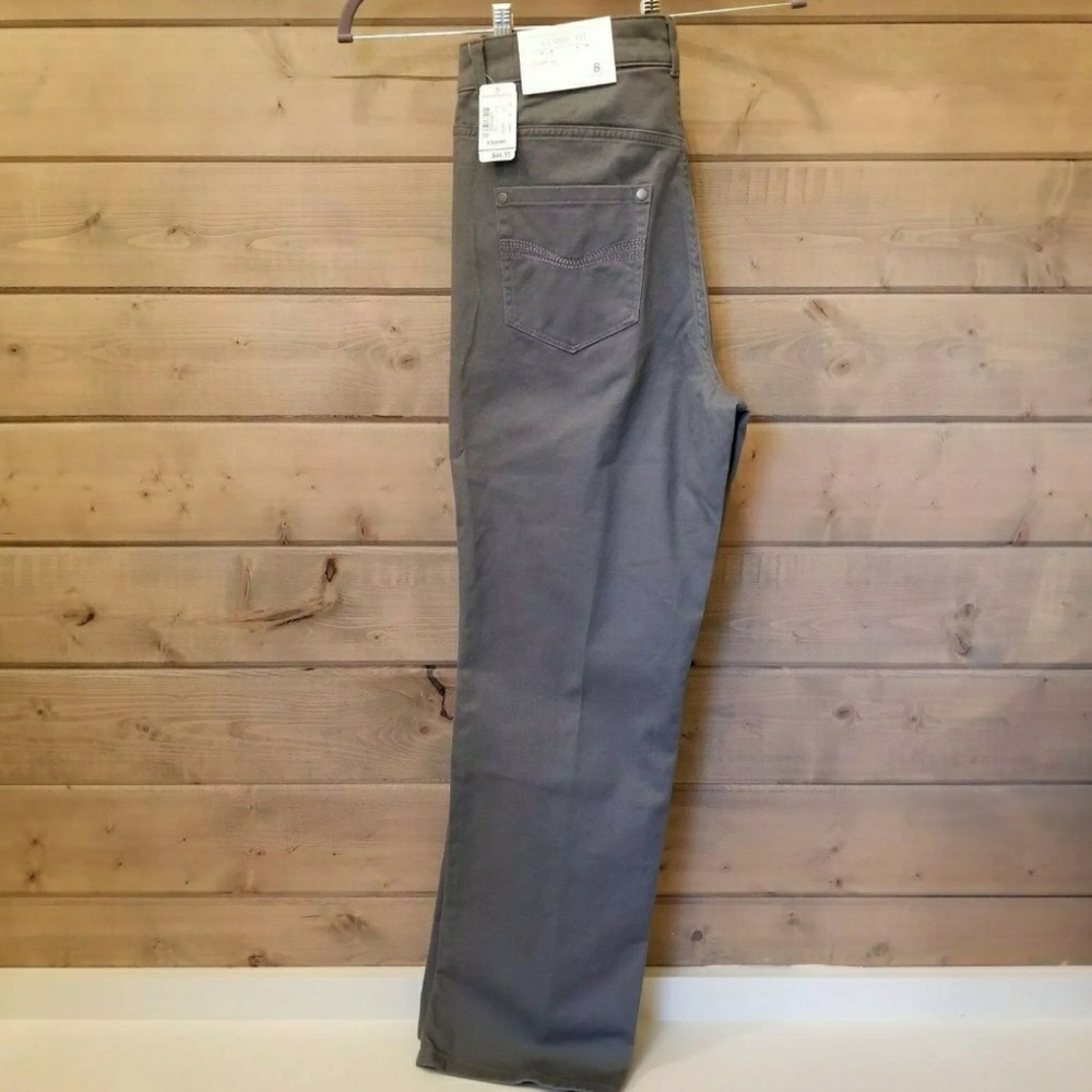 Christopher & Banks Classic Fit Jeans
